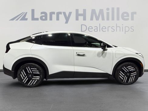 New 2026 Nissan Leaf SV+ image 6