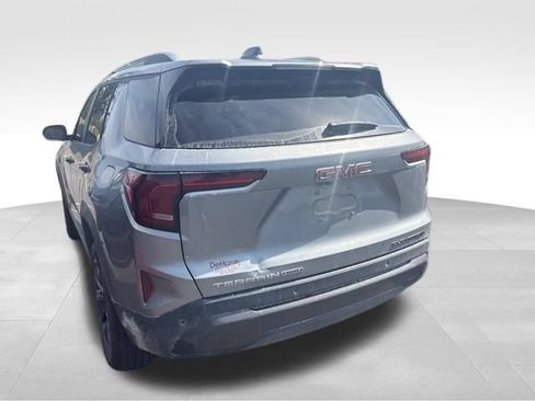 Used 2025 GMC Terrain Elevation w/ Elevation Premium Package AWD/4WD image 21