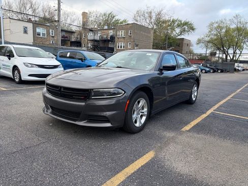 Used 2023 Dodge Charger SXT RWD image 3