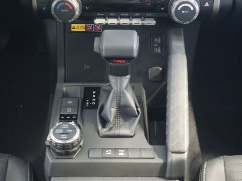 New 2026 Toyota 4Runner TRD Off-Road Premium AWD/4WD image 34