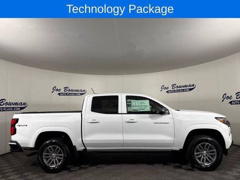 New 2026 Chevrolet Colorado LT w/ LT Convenience Package AWD/4WD image 6
