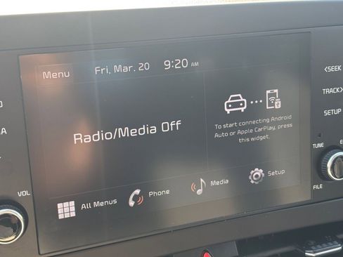 Used 2025 Kia Sportage LX image 20