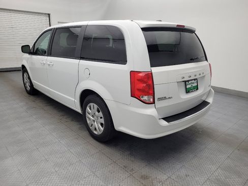 Used 2018 Dodge Grand Caravan SE w/ UConnect Hands-Free Group FWD image 5