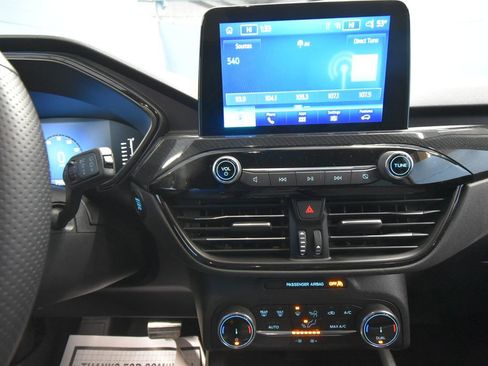 Used 2024 Ford Escape ST-Line w/ Equipment Group 301A FWD image 20
