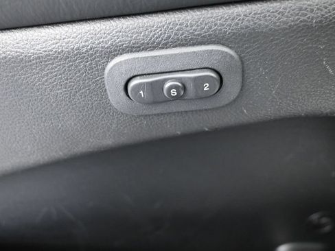Used 2015 Jeep Grand Cherokee Overland AWD/4WD image 28