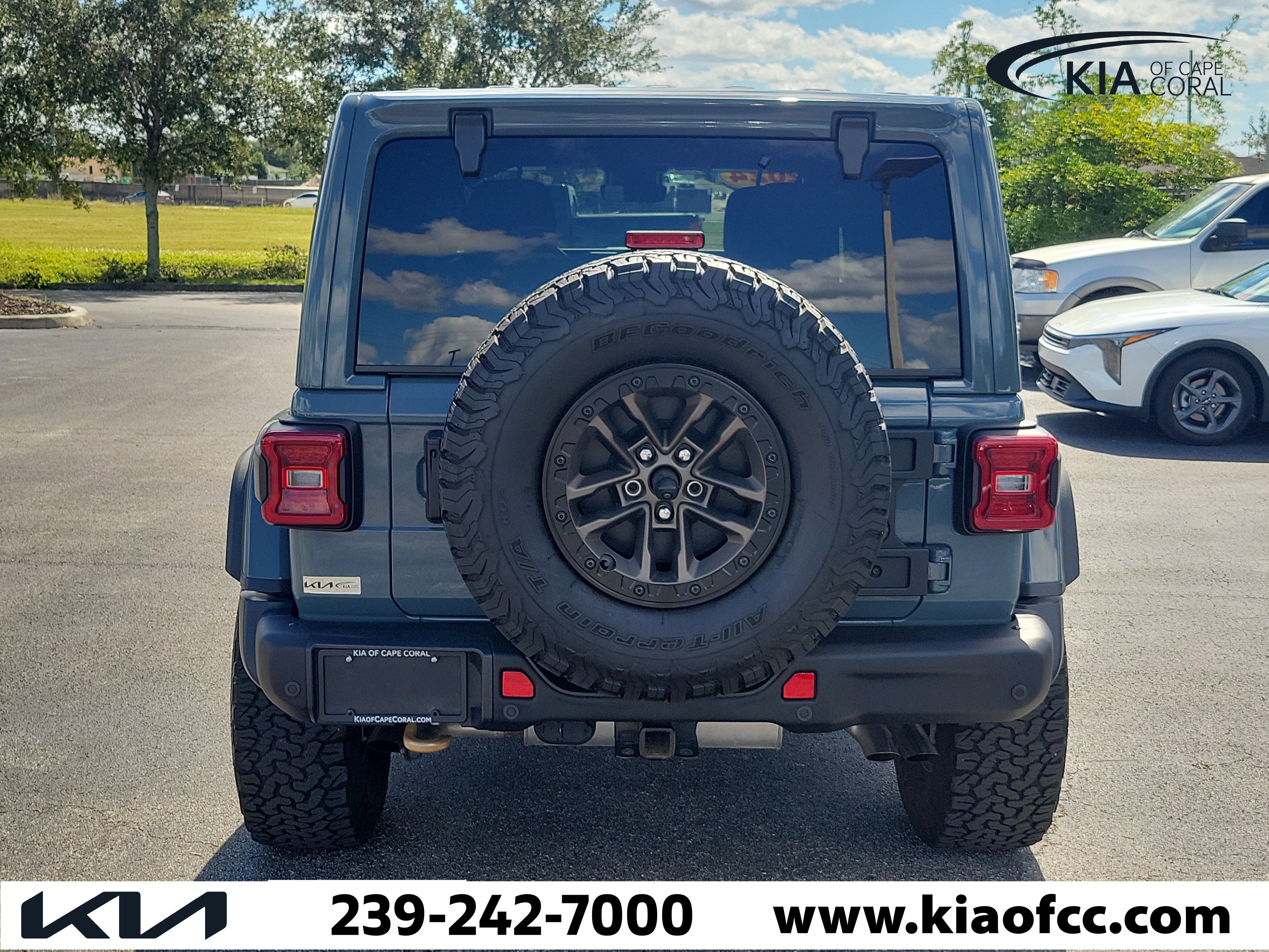 Used 2024 Jeep Wrangler Unlimited Rubicon 392 AWD/4WD image 5