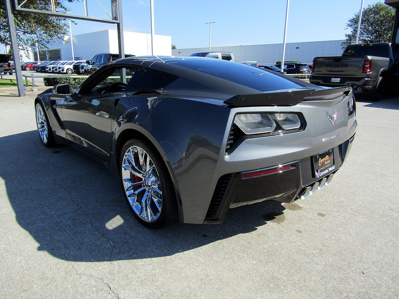 Used 2016 Chevrolet Corvette Z06 w/ 3LZ Preferred Equipment Group RWD image 7