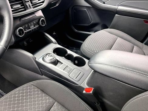 Certified 2024 Ford Escape Active AWD/4WD image 15