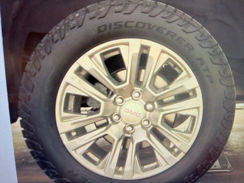 Used 2023 GMC Sierra 1500 Denali w/ Technology Package image 8