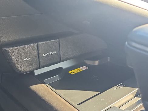 Used 2024 Toyota Camry XSE w/ Navigation Package image 14