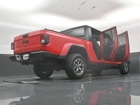 Used 2024 Jeep Gladiator Sport AWD/4WD image 58