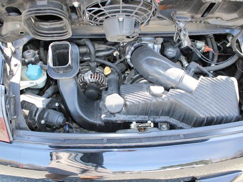 Used 2003 Porsche 911 Carrera 4 image 30