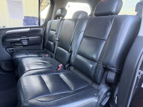 Used 2009 Nissan Armada SE image 15