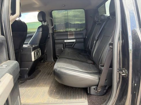 Used 2015 Ford F150 Lariat w/ Equipment Group 502A Luxury AWD/4WD image 31