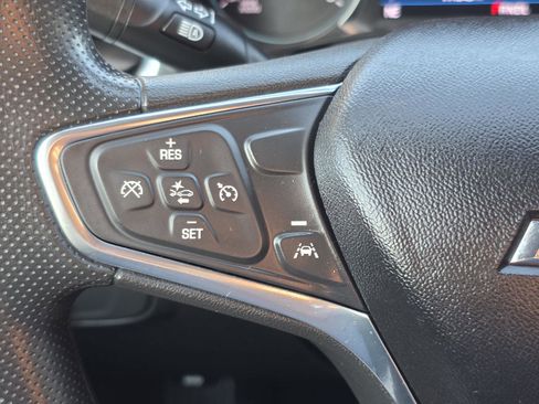 Used 2020 Chevrolet Equinox LT image 13