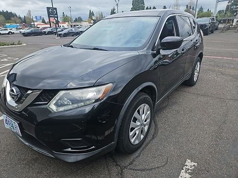 Used 2016 Nissan Rogue S image 1