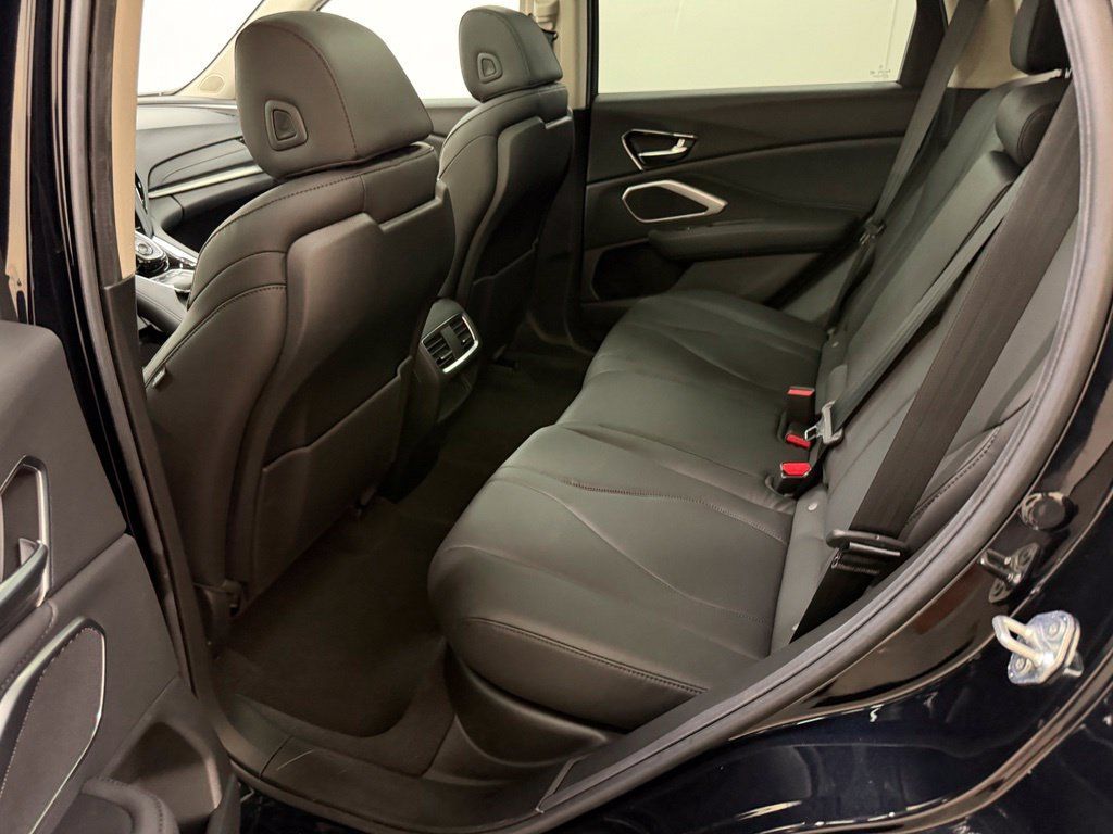 Used 2024 Acura RDX SH-AWD image 31