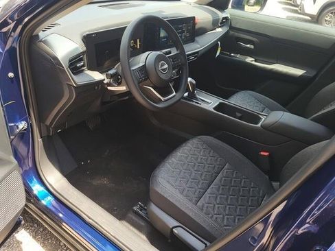 New 2025 Nissan Kicks SV w/ Illumination Package image 19