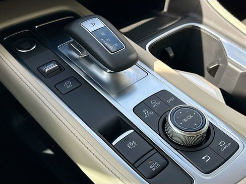 Used 2023 INFINITI QX60 Pure AWD/4WD image 17