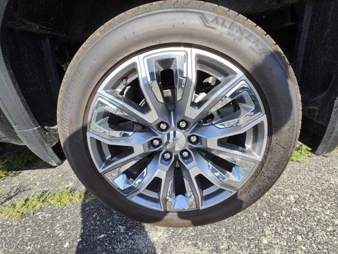 Used 2026 GMC Sierra 1500 Denali AWD/4WD image 8