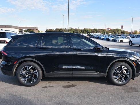 New 2026 Lincoln Nautilus Premier w/ Equipment Group 102A image 5