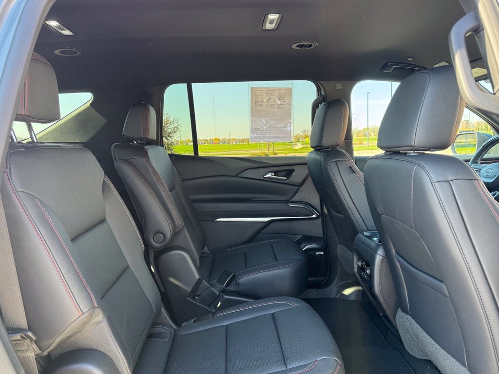 Used 2026 Chevrolet Traverse Z71 w/ Enhanced Driving Package AWD/4WD image 31