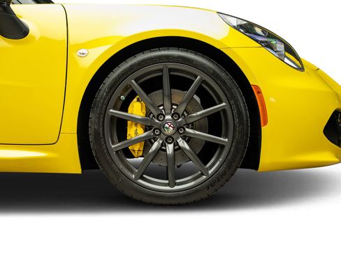 Used 2016 Alfa Romeo 4C Spider image 30