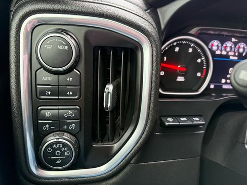 Used 2021 Chevrolet Silverado 2500 High Country AWD/4WD image 29