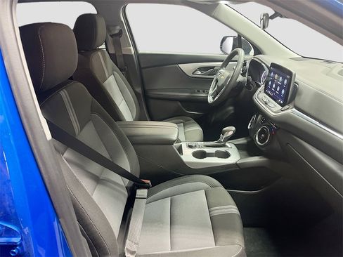 Used 2024 Chevrolet Blazer LT w/ Midnight/Sport Edition image 27