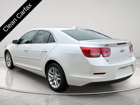 Used 2015 Chevrolet Malibu LT image 17