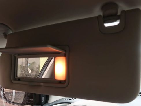 Used 2016 Nissan Murano SL FWD image 38