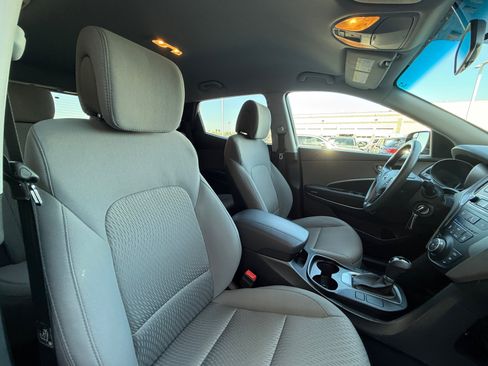 Used 2018 Hyundai Santa Fe Sport FWD image 19