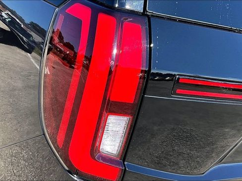 Certified 2025 Ford Expedition Tremor AWD/4WD image 31