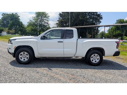 Used 2022 Nissan Frontier S image 4