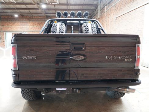 Used 2013 Ford F150 Raptor w/ Luxury Equipment Group image 25