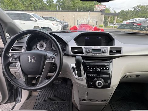 Used 2013 Honda Odyssey EX-L image 9