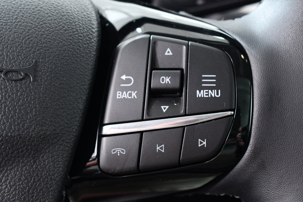 New 2025 Ford Escape SE w/ PHEV Premium Package FWD image 34