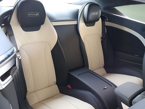 Used 2024 Bentley Continental GT V8 image 23