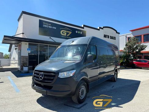 Used 2019 Mercedes-Benz Sprinter 170 image 1