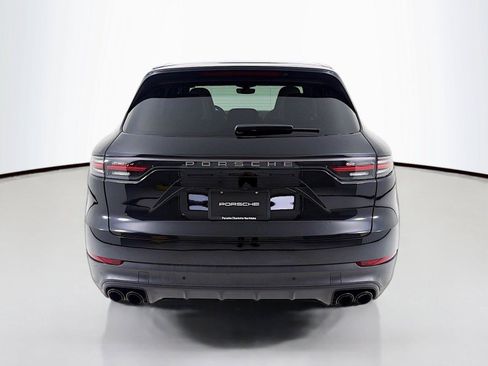 Certified 2022 Porsche Cayenne S Platinum AWD/4WD image 26