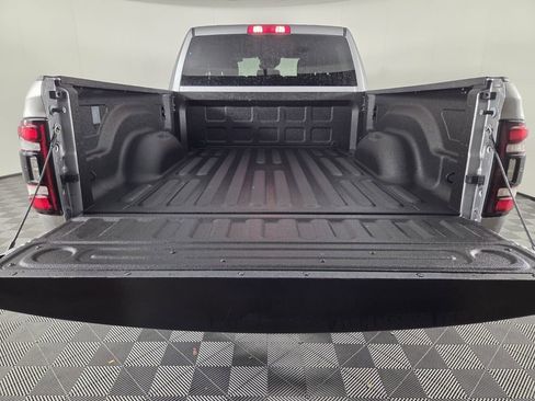 Certified 2024 RAM 2500 Big Horn w/ Night Edition AWD/4WD image 29