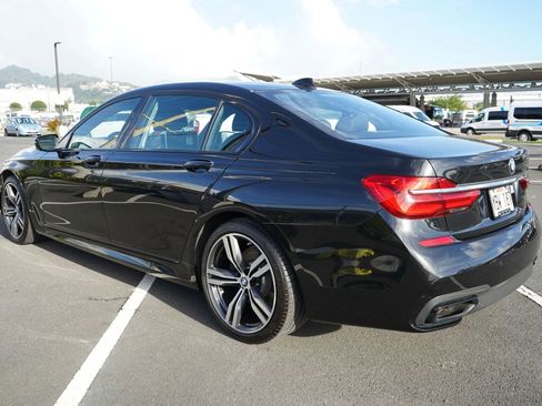 Used 2018 BMW 750i RWD image 30