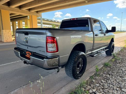 Used 2023 RAM 2500 Big Horn w/ Level 1 Equipment Group AWD/4WD image 3