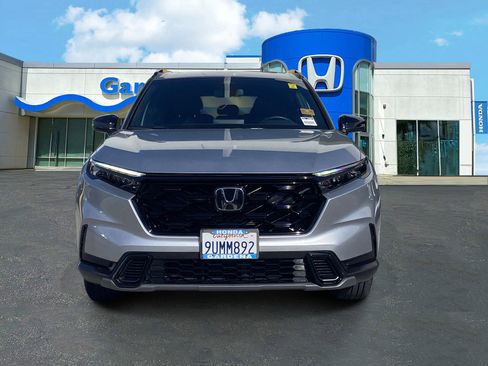 Used 2025 Honda CR-V Sport image 2