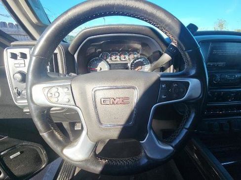 Used 2019 GMC Sierra 2500 SLT w/ Duramax Plus Package image 15