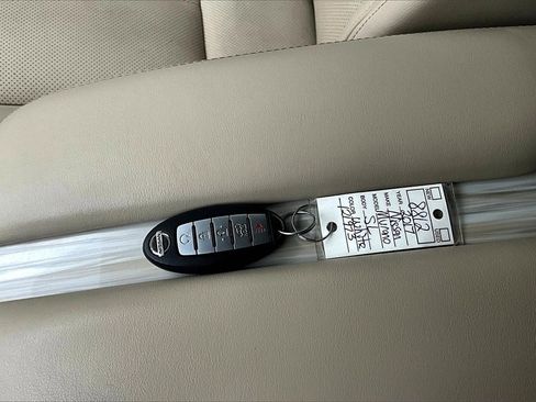 Used 2017 Nissan Murano SL image 34