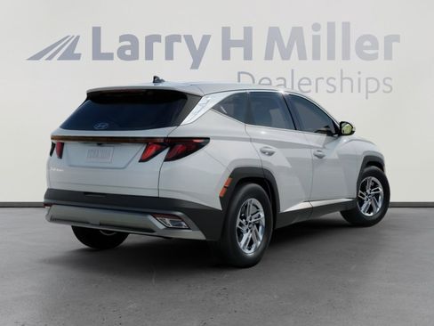 New 2026 Hyundai Tucson SE FWD image 4