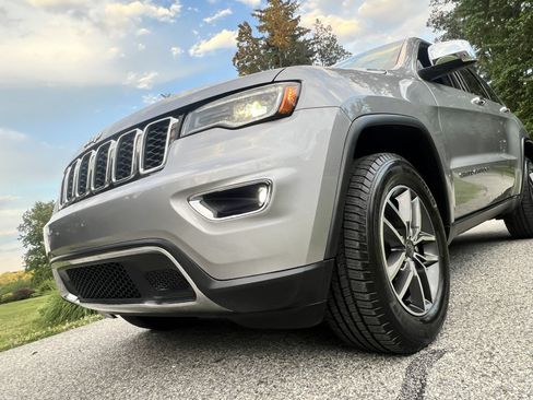 Used 2019 Jeep Grand Cherokee Limited w/ Luxury Group II AWD/4WD image 96