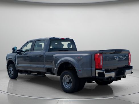 New 2026 Ford F350 XL w/ XL Chrome Package image 44