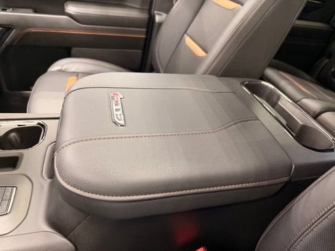 Used 2024 GMC Sierra 2500 AT4 w/ AT4 Premium Plus Package AWD/4WD image 44